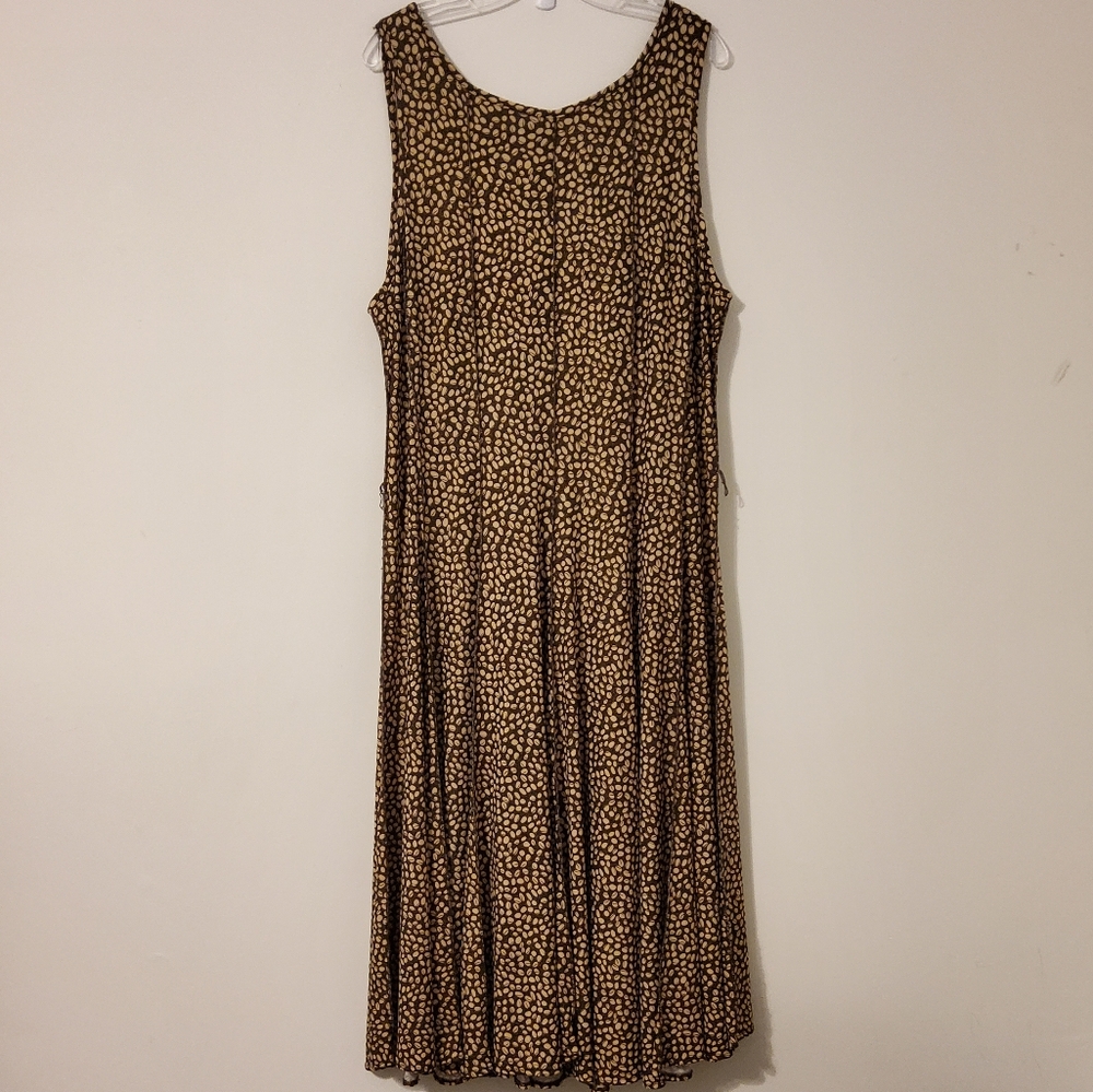 Forever Woman Stretchy Sparkle Brown/Tan Geo Print Sleeveless A-Line Midi Dress